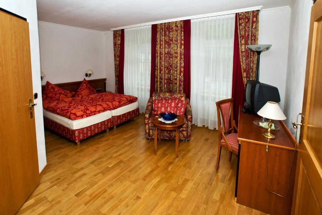 Moselland Hotel Im Enderttal Zum Onkel Willi Cochem Værelse billede