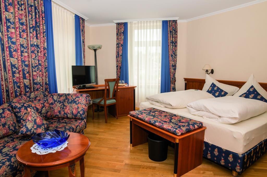 Moselland Hotel Im Enderttal Zum Onkel Willi Cochem Værelse billede