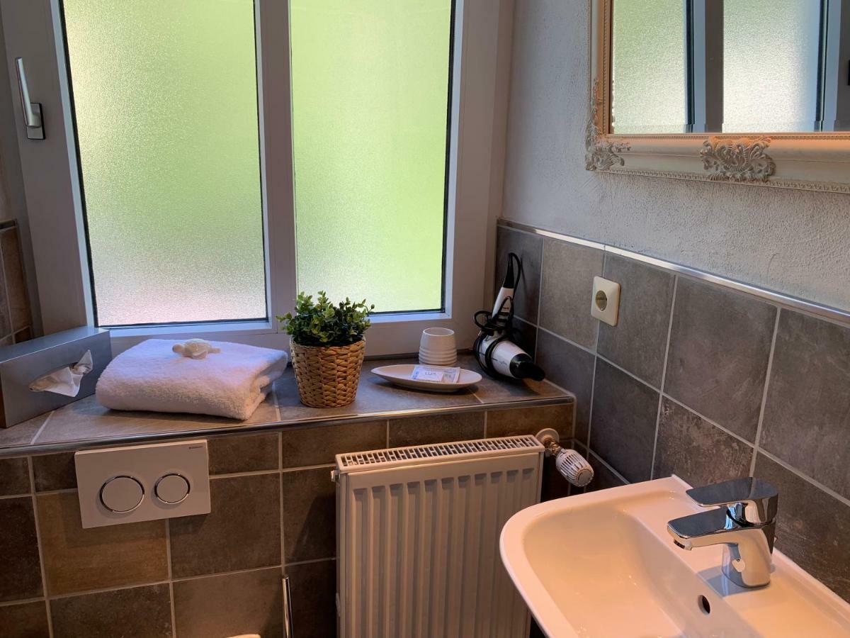 Moselland Hotel Im Enderttal Zum Onkel Willi Cochem Eksteriør billede